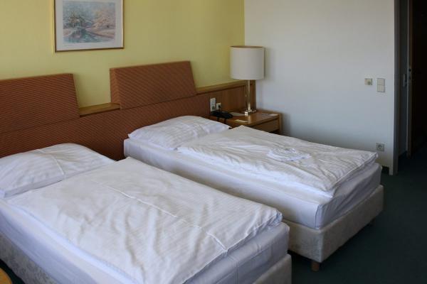 D'Rovans Hotel
